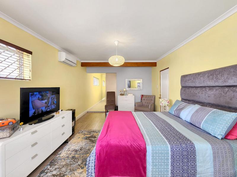 To Let 3 Bedroom Property for Rent in Rondebosch East Western Cape